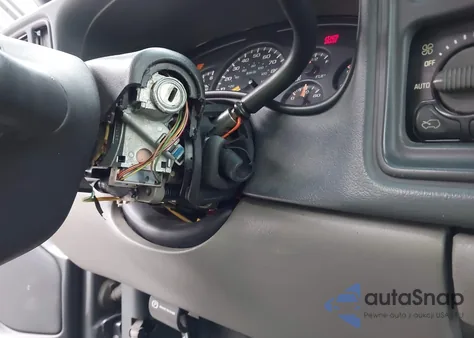 2002 Chevrolet Tahoe Lt z USA, uszkodzony, nr VIN 1GNEC13T72R300651